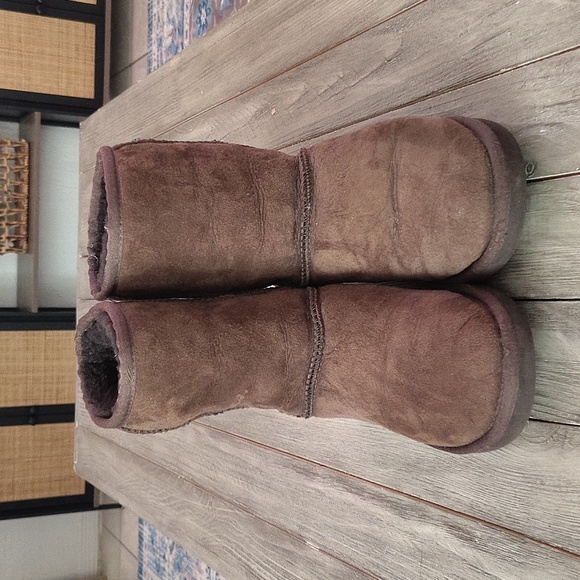 UGG Leather Winter Boots in Brown Size Woman's 7 - Picture 4 of 11